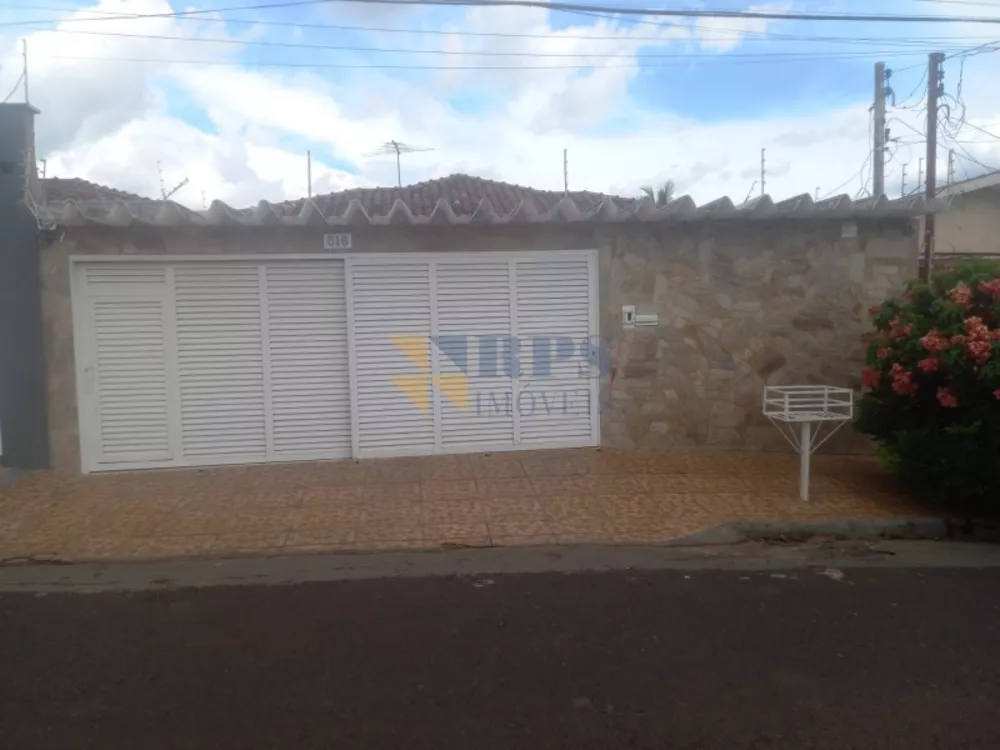 Casa, 3 quartos, 207 m² - Foto 3