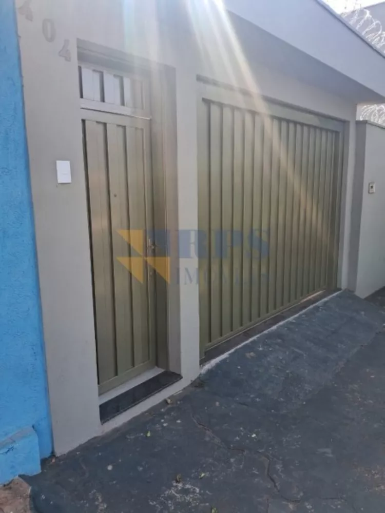 Casa à venda com 2 quartos, 133m² - Foto 1