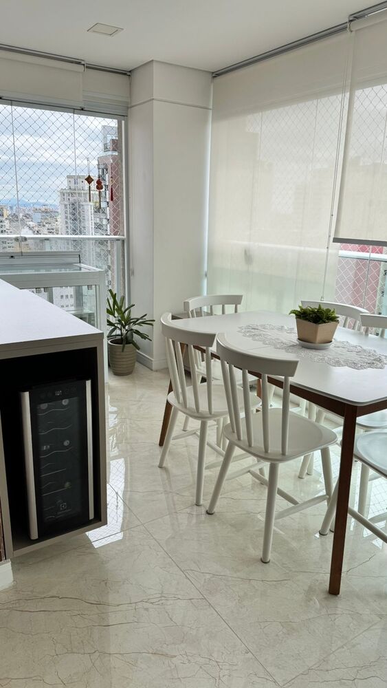 Apartamento à venda com 2 quartos, 64m² - Foto 15