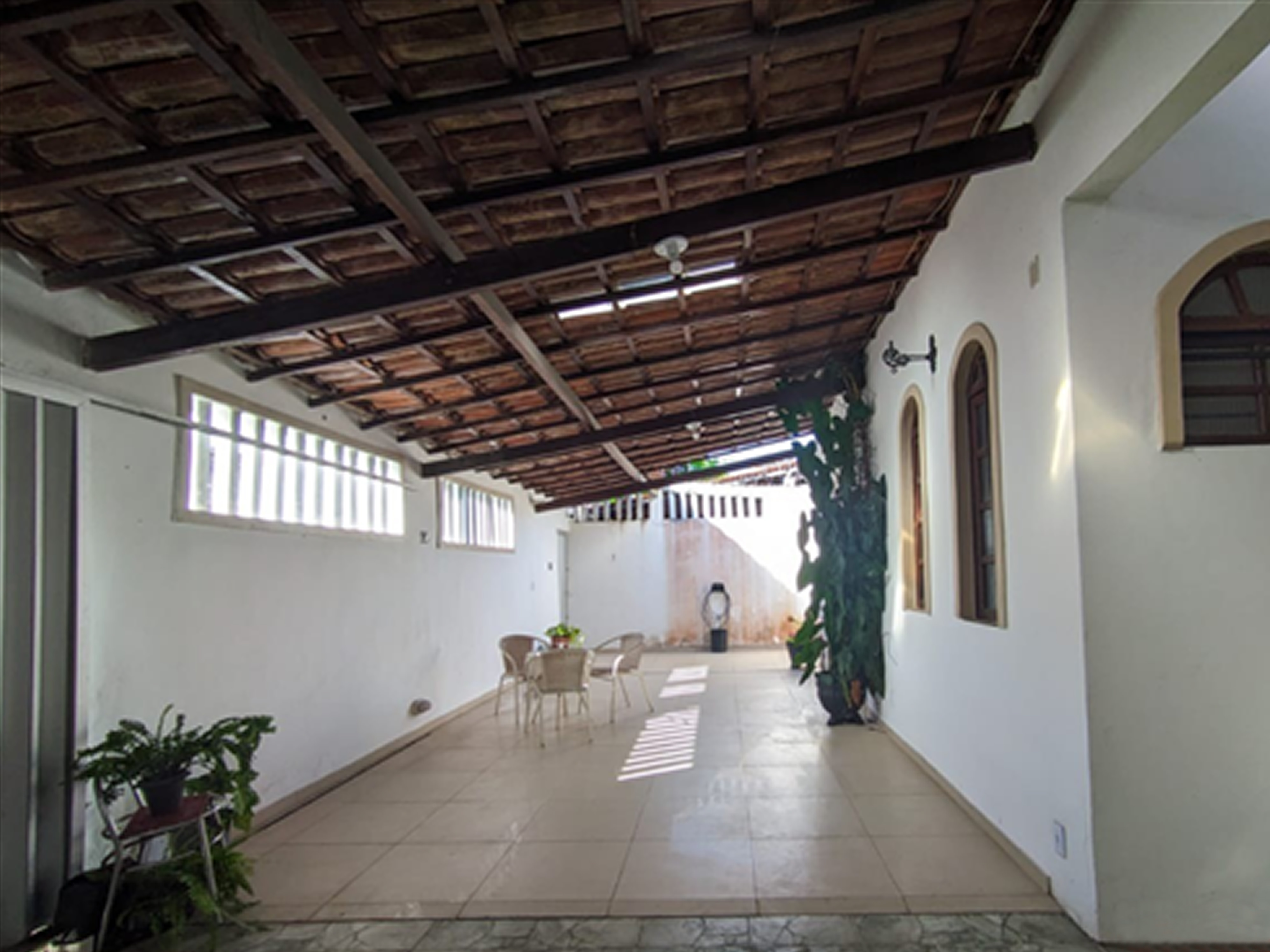 Casa à venda com 3 quartos, 86m² - Foto 3