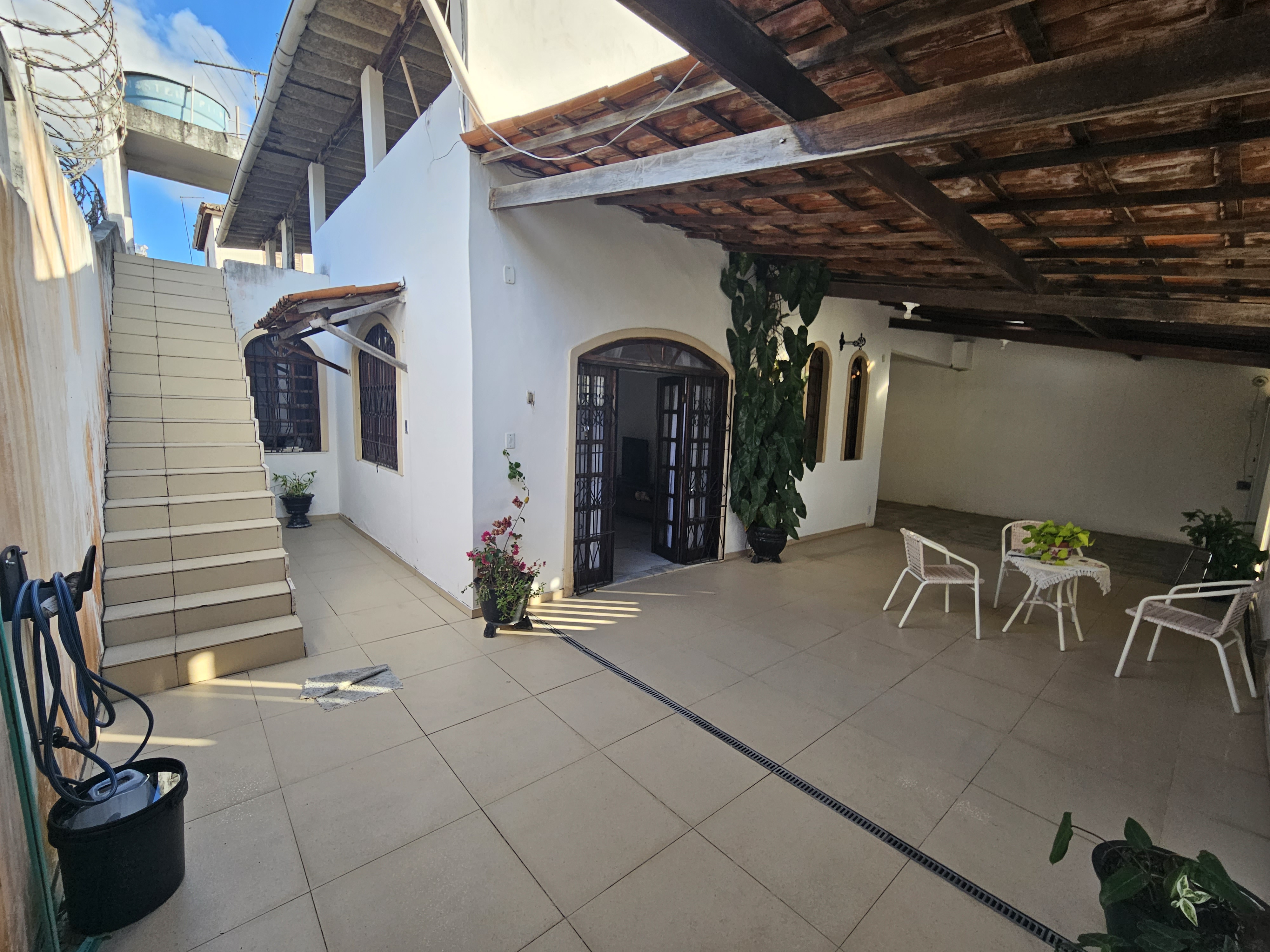 Casa à venda com 3 quartos, 86m² - Foto 4