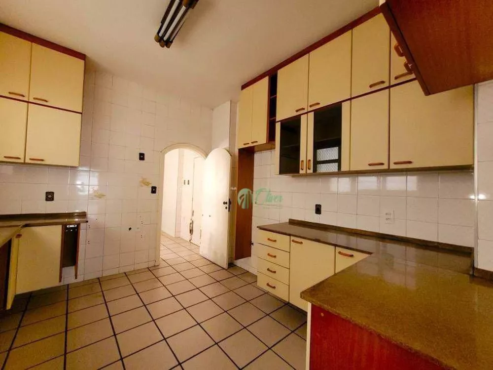 Apartamento, 4 quartos, 215 m² - Foto 1