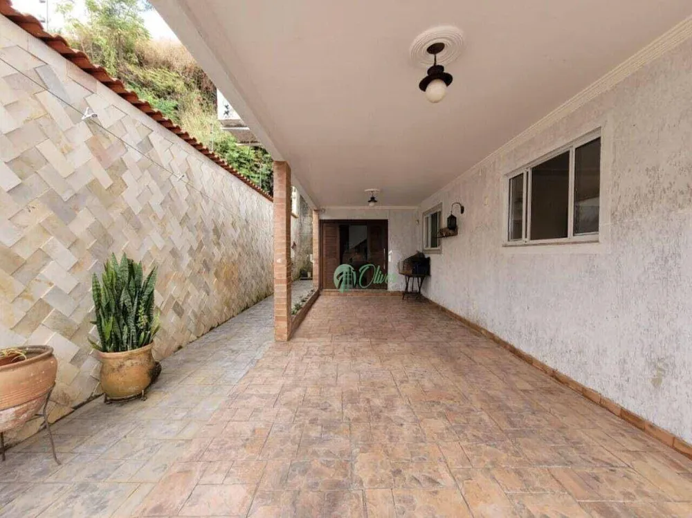 Casa, 4 quartos, 258 m² - Foto 3
