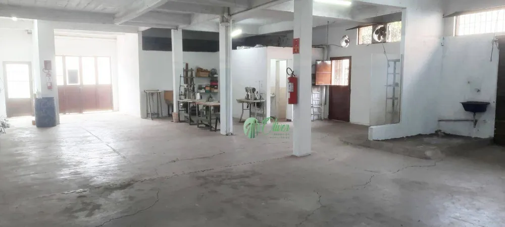Depósito-Galpão, 162 m² - Foto 1
