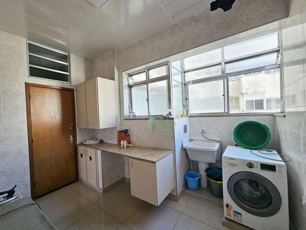 Apartamento à venda com 3 quartos, 145m² - Foto 6