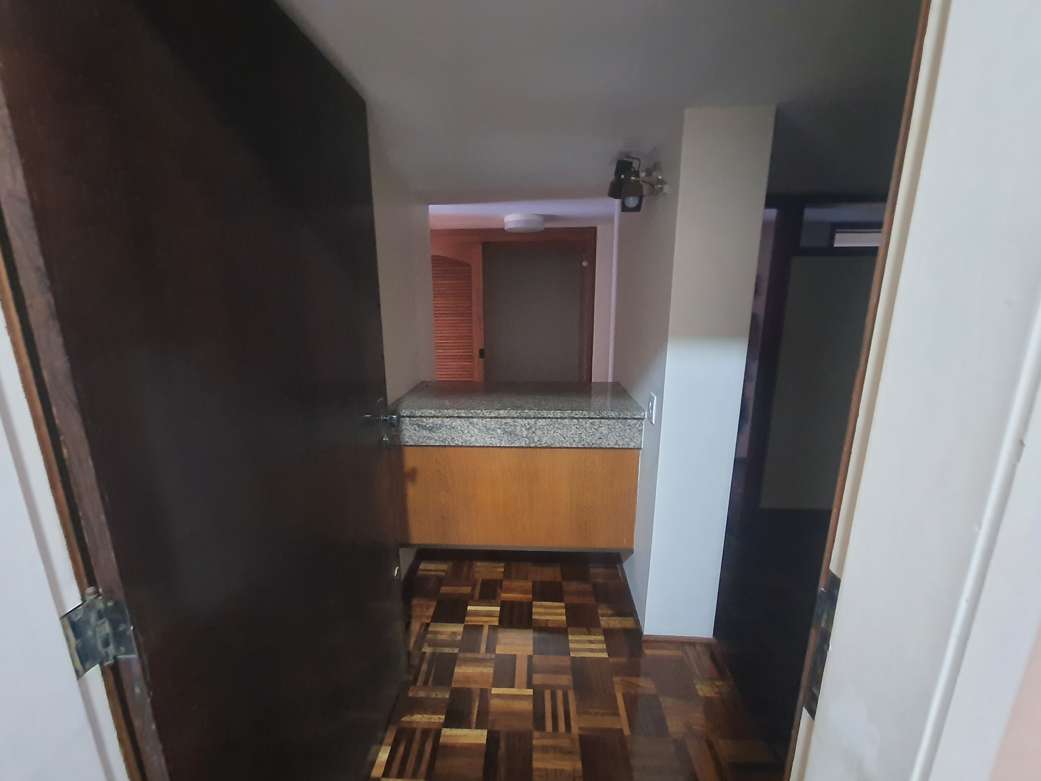 Conjunto Comercial-Sala à venda com 8 quartos, 108m² - Foto 16