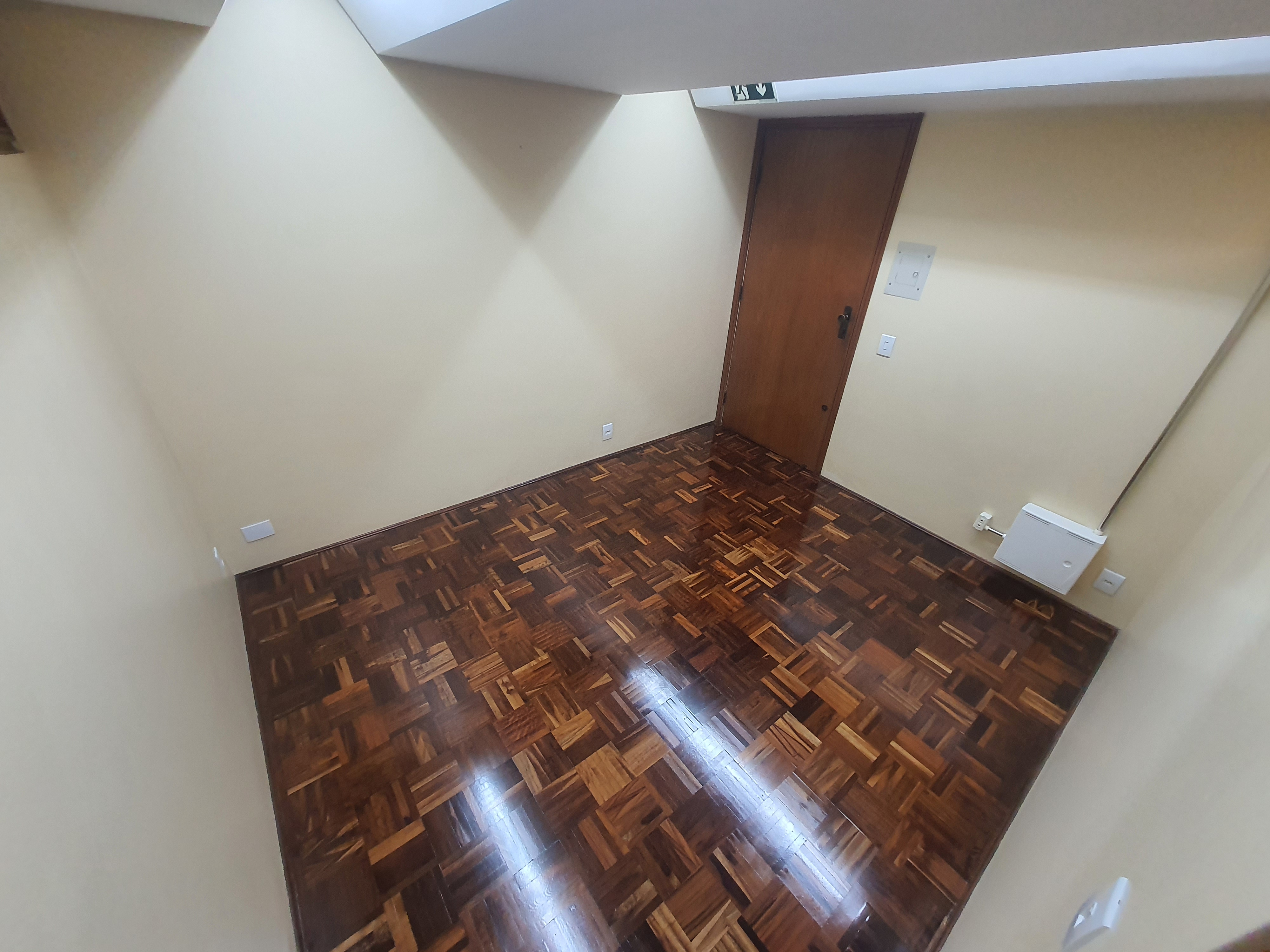 Conjunto Comercial-Sala à venda com 8 quartos, 108m² - Foto 15