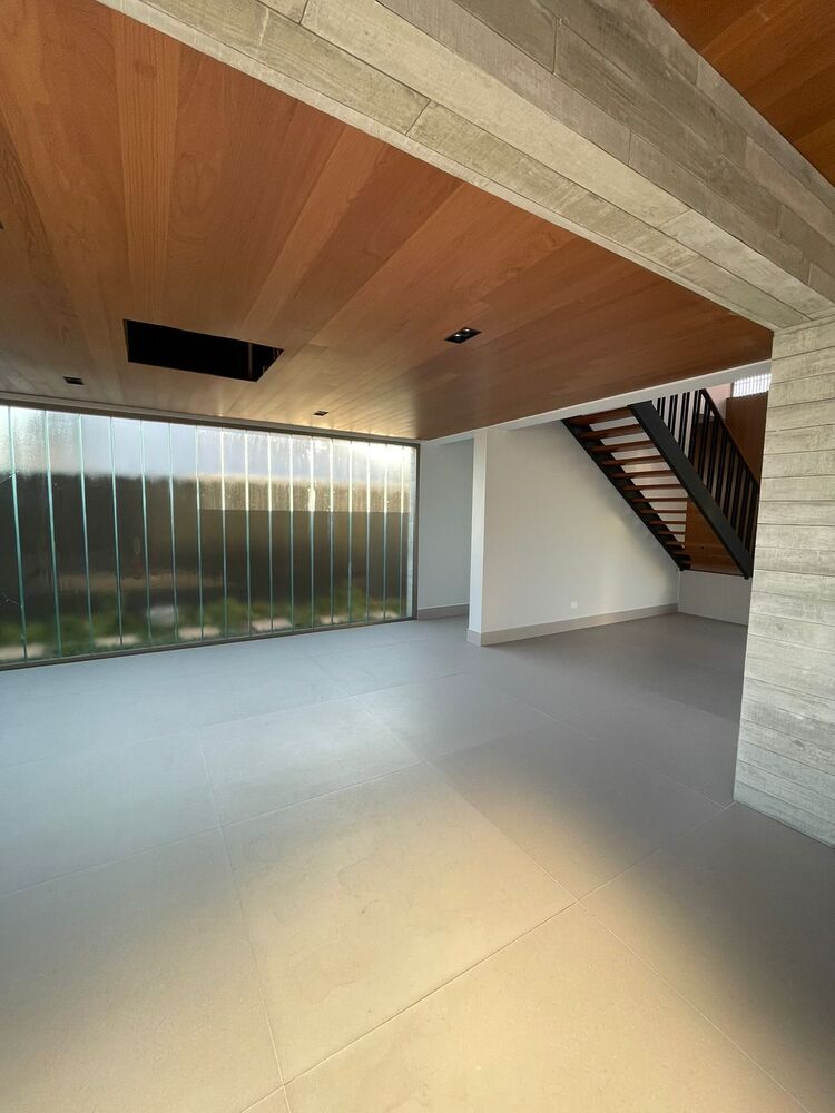 Casa de Condomínio à venda com 4 quartos, 380m² - Foto 4