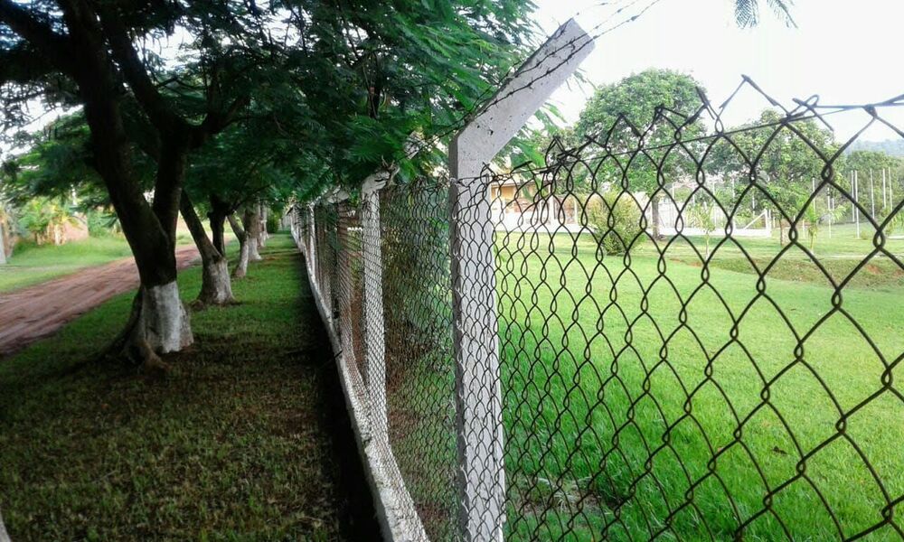 Chácara à venda com 3 quartos, 424m² - Foto 1