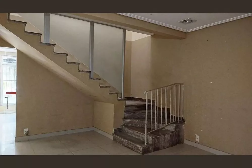 Casa, 3 quartos, 270 m² - Foto 2