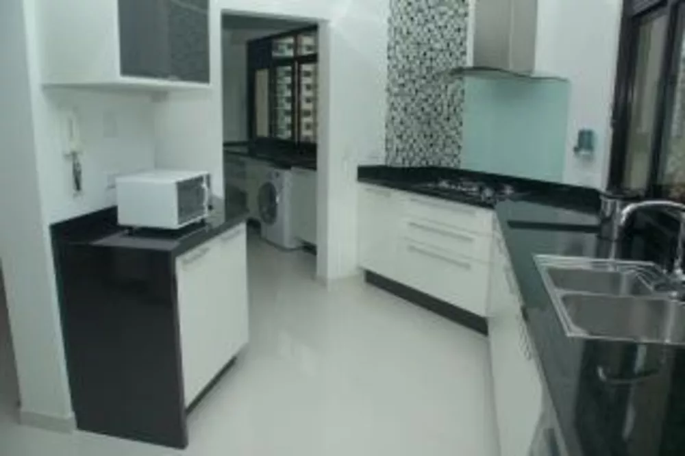 Casa, 3 quartos, 201 m² - Foto 2