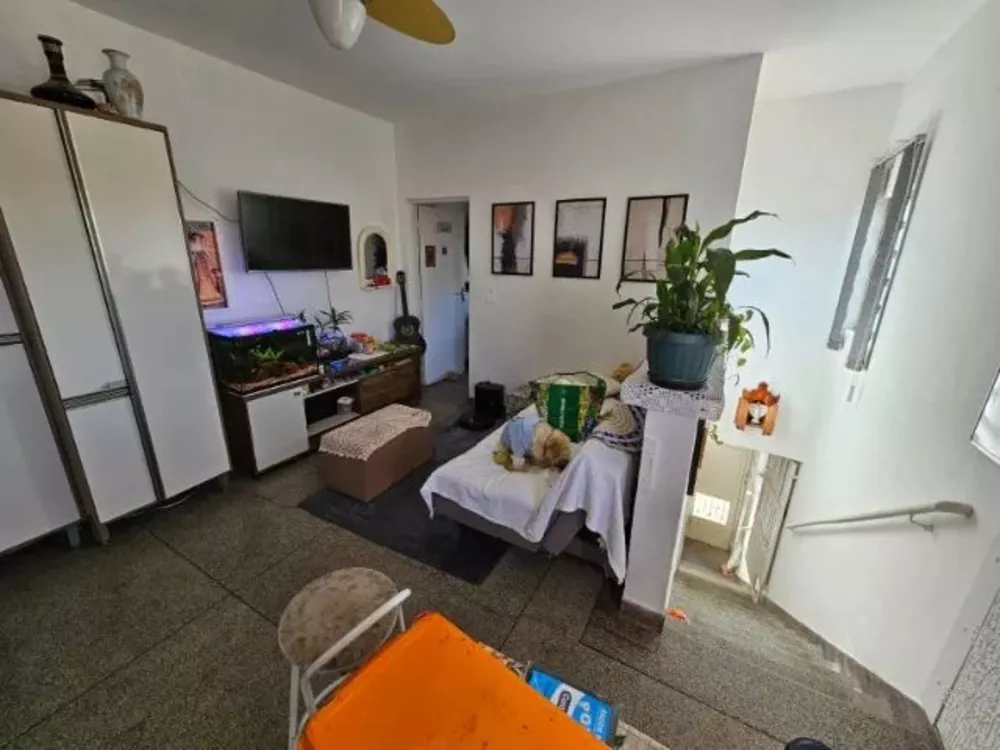 Casa, 3 quartos, 240 m² - Foto 2