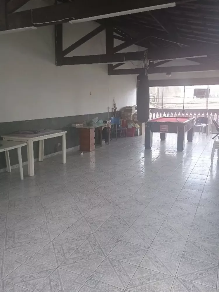 Casa, 3 quartos, 200 m² - Foto 1
