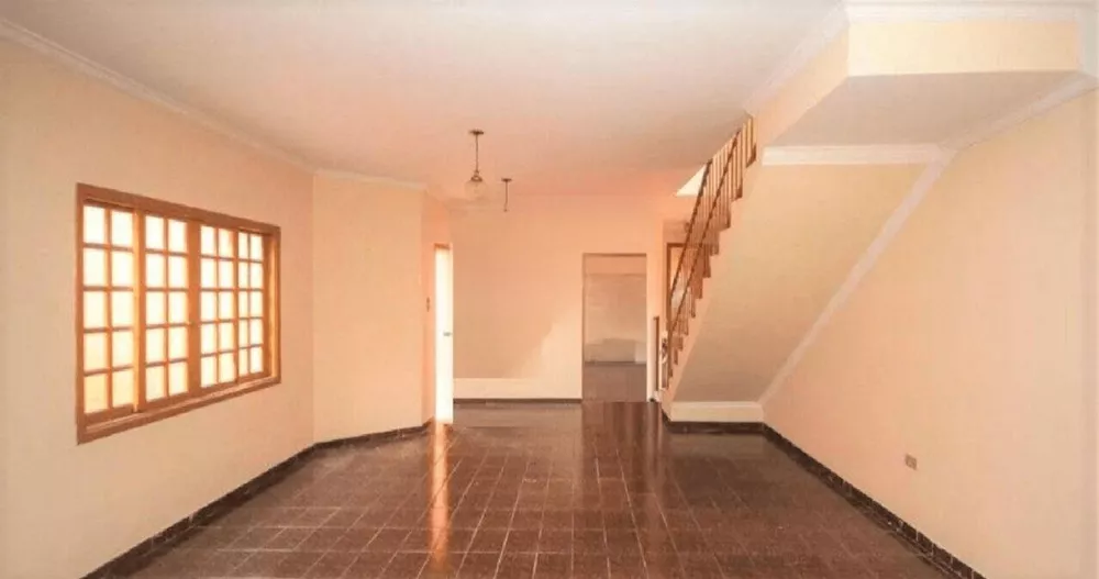 Casa, 4 quartos, 200 m² - Foto 1