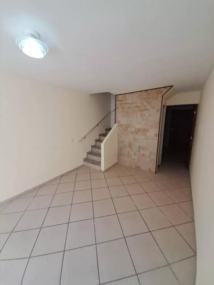 Casa, 2 quartos, 70 m² - Foto 3