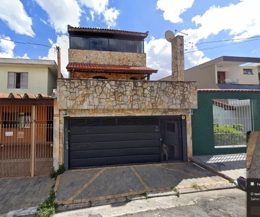 Casa, 3 quartos, 210 m² - Foto 1