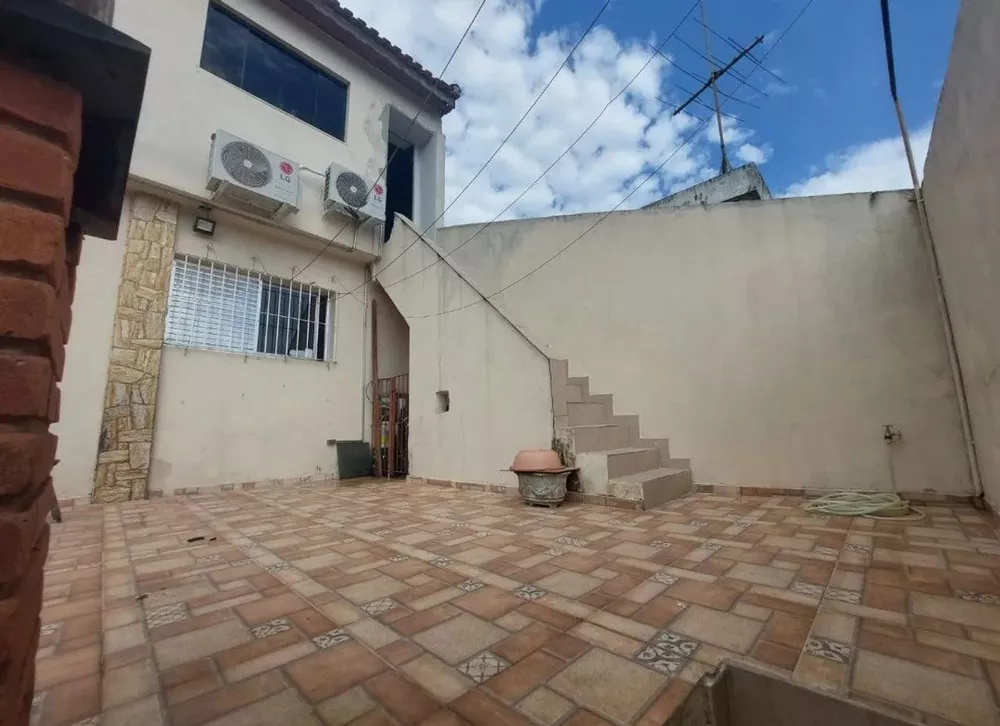 Casa, 3 quartos, 210 m² - Foto 4