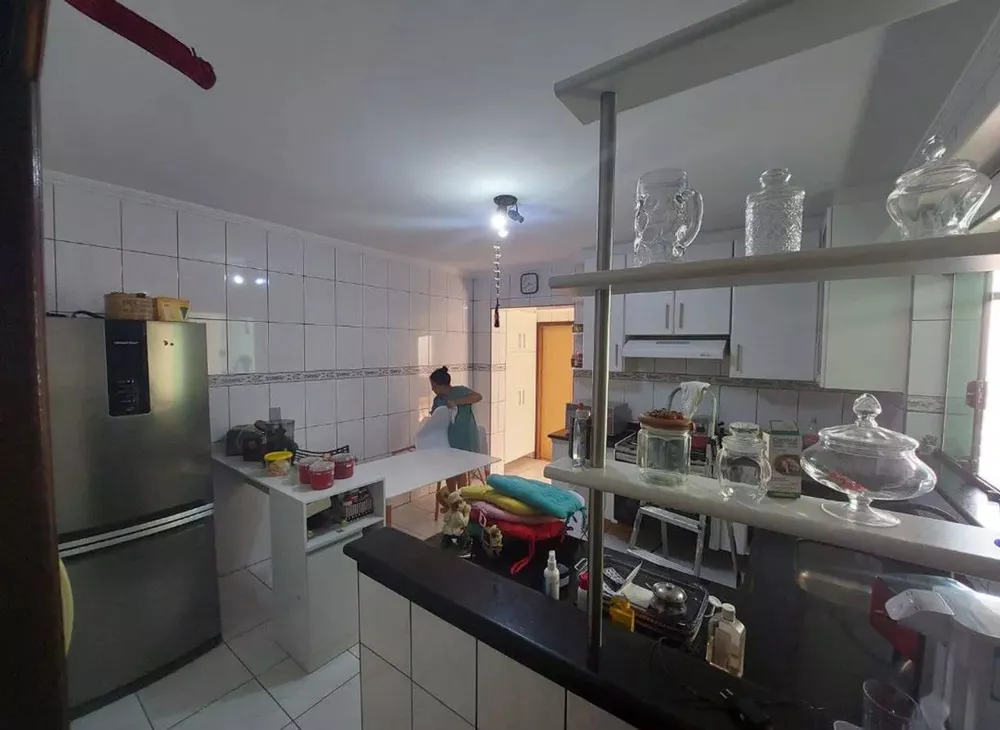 Casa, 3 quartos, 210 m² - Foto 3