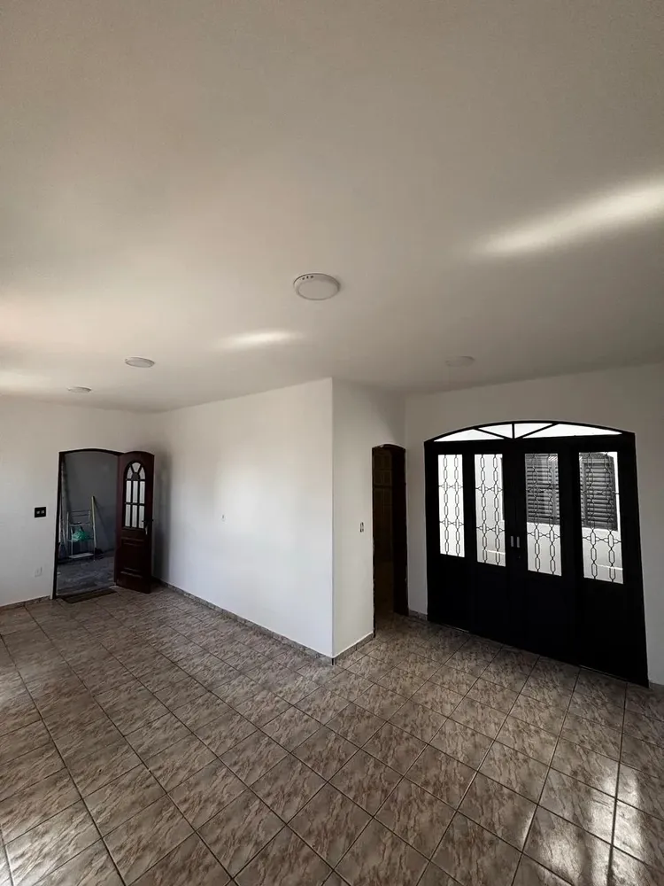 Casa, 4 quartos, 250 m² - Foto 5