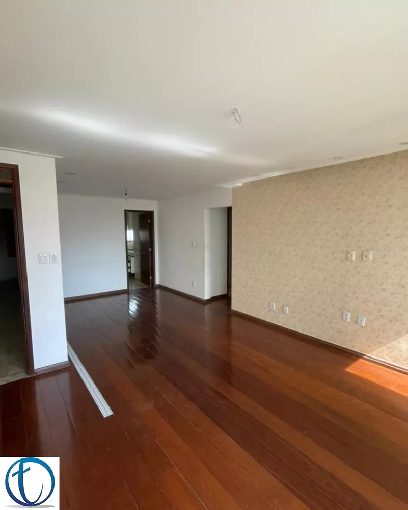Apartamento, 3 quartos, 122 m² - Foto 2