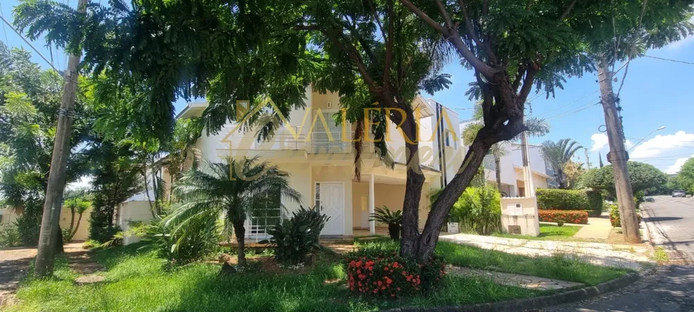 Casa, 4 quartos, 290 m² - Foto 1