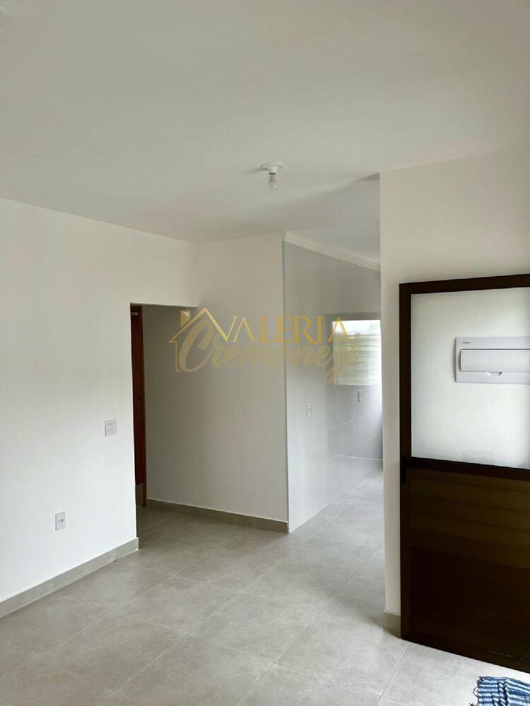 Casa, 3 quartos, 75 m² - Foto 2