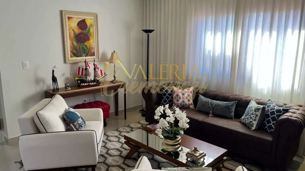 Casa, 3 quartos, 264 m² - Foto 3