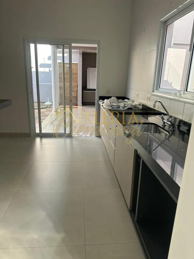 Casa, 4 quartos, 272 m² - Foto 3