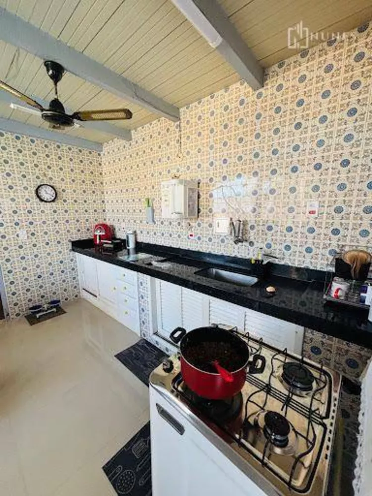 Casa, 5 quartos, 318 m² - Foto 6