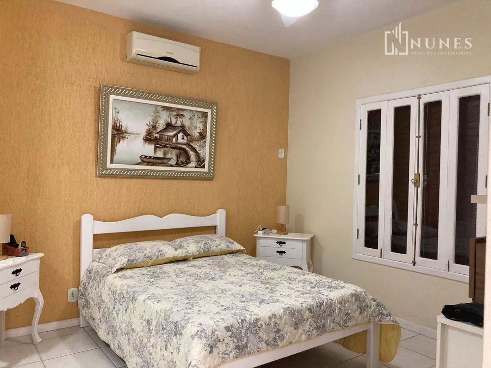 Casa, 4 quartos, 260 m² - Foto 26