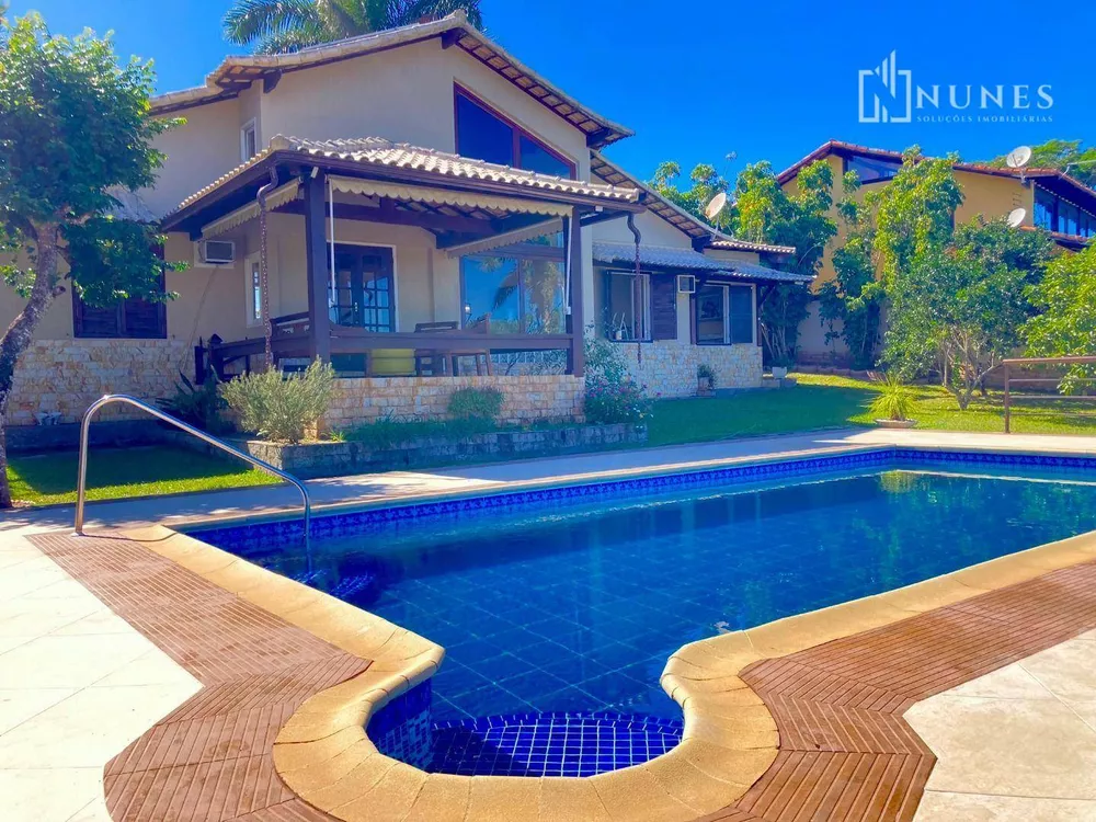 Casa, 4 quartos, 260 m² - Foto 1