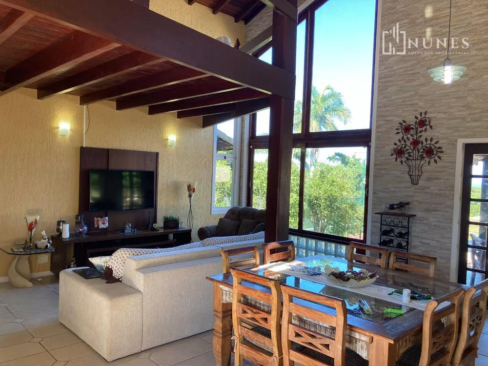 Casa, 4 quartos, 260 m² - Foto 10