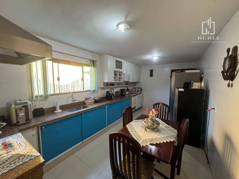 Casa, 3 quartos, 240 m² - Foto 13
