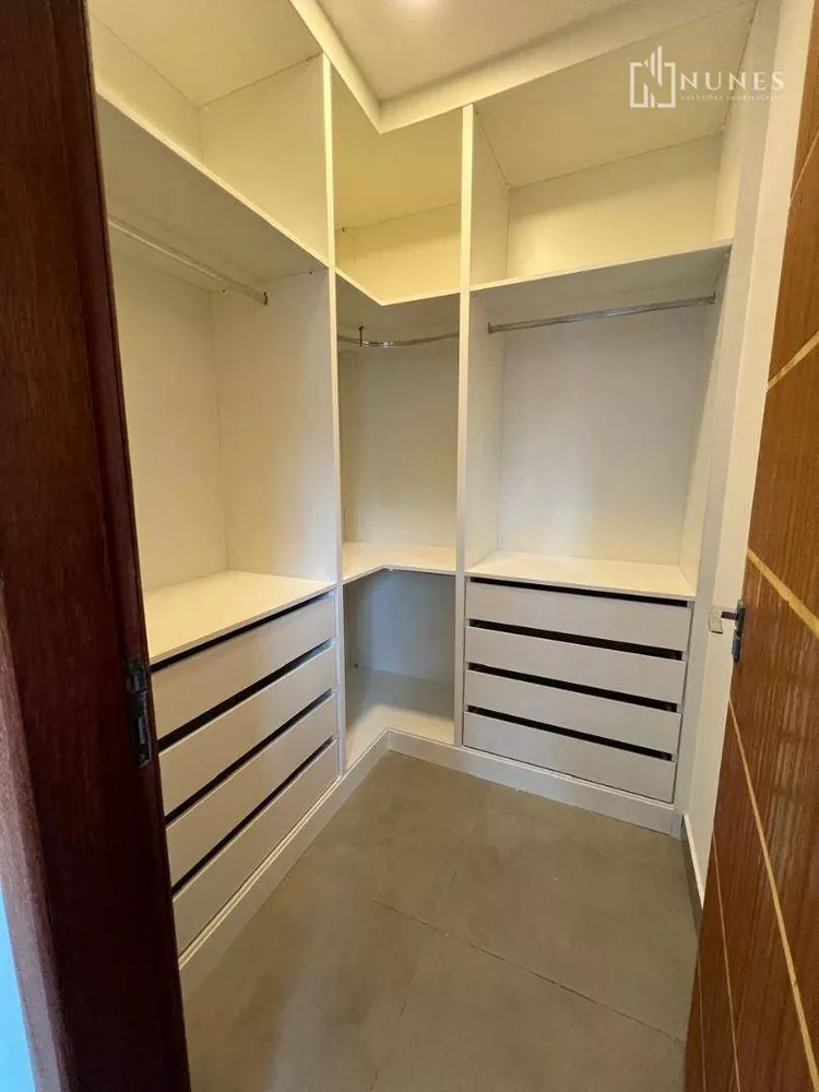 Casa, 3 quartos, 174 m² - Foto 2