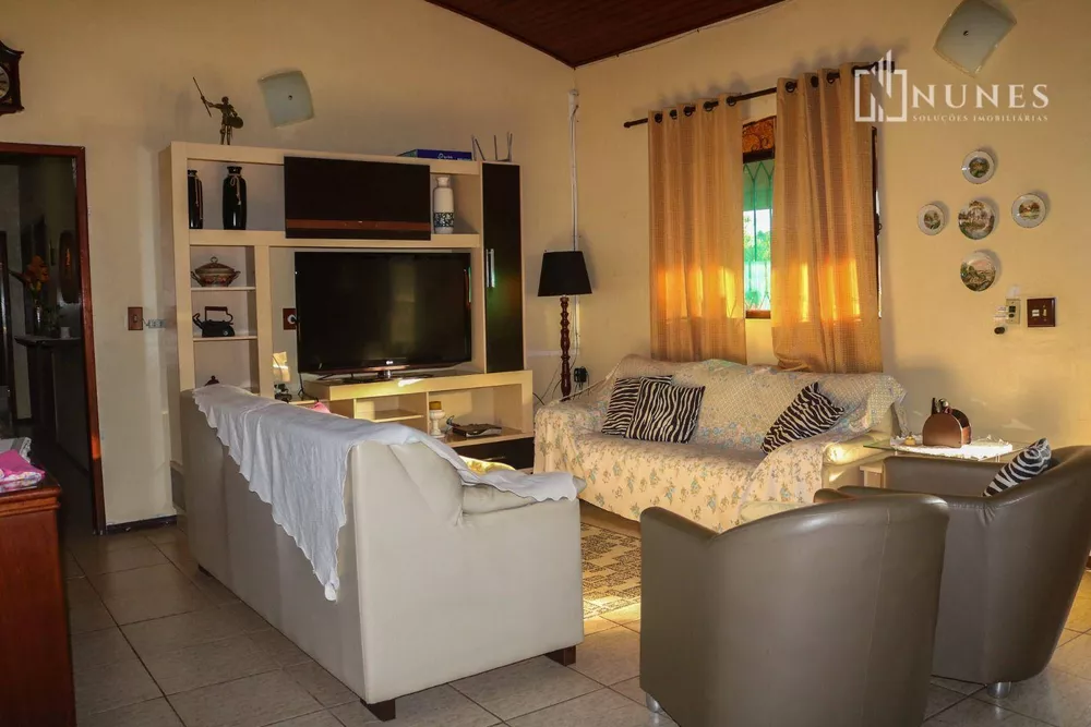Sítio, 9 quartos, 6250 m² - Foto 25