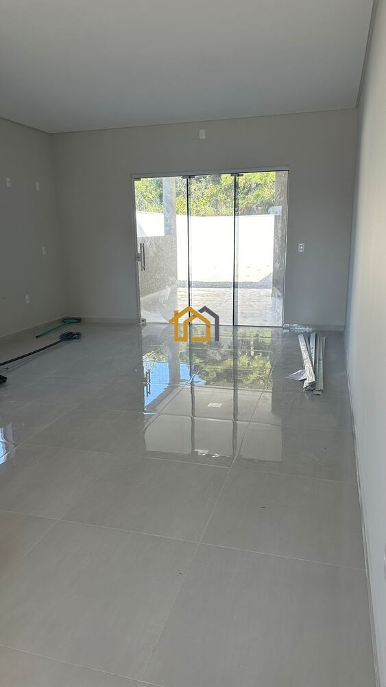 Casa à venda com 3 quartos, 206m² - Foto 4