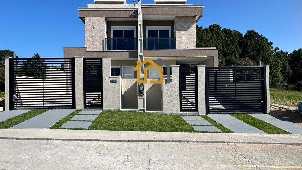 Casa à venda com 3 quartos, 206m² - Foto 2