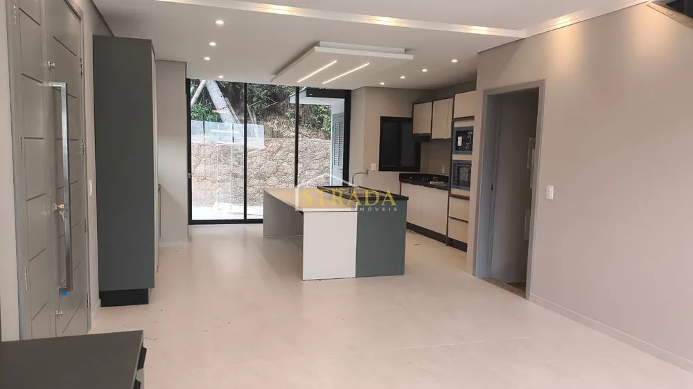 Casa, 3 quartos, 143 m² - Foto 2