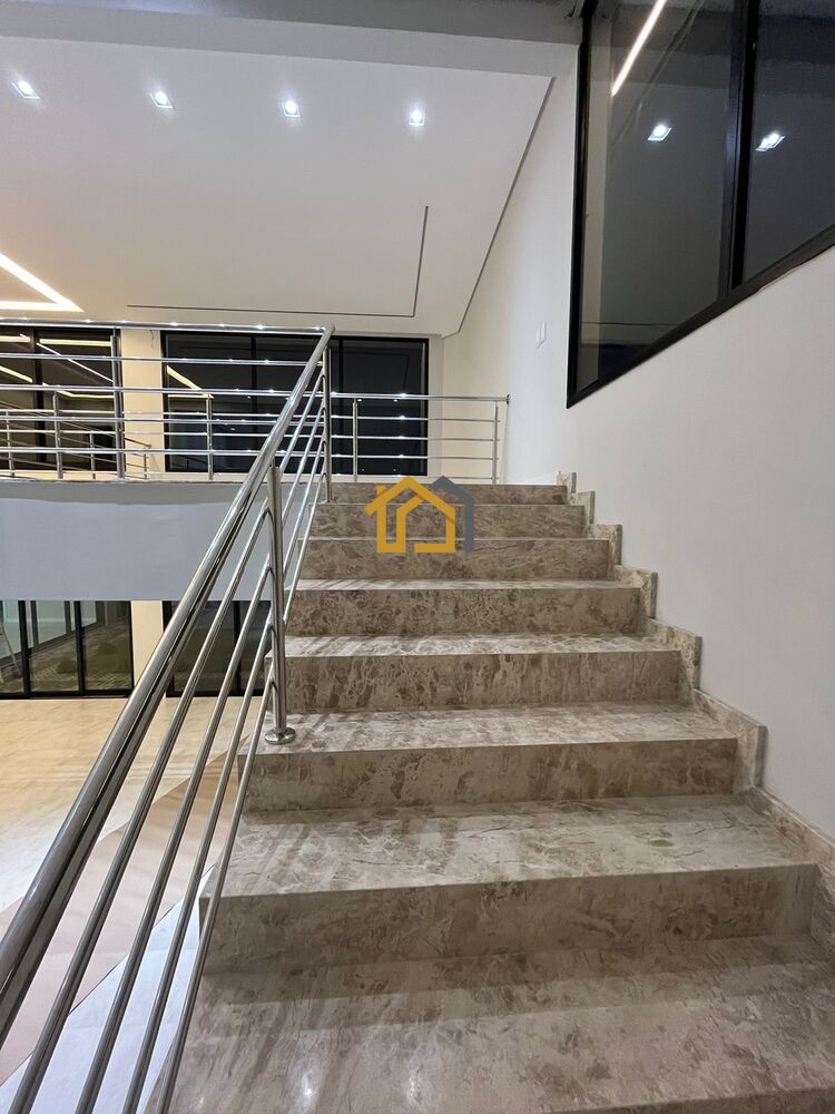 Casa, 3 quartos, 421 m² - Foto 1