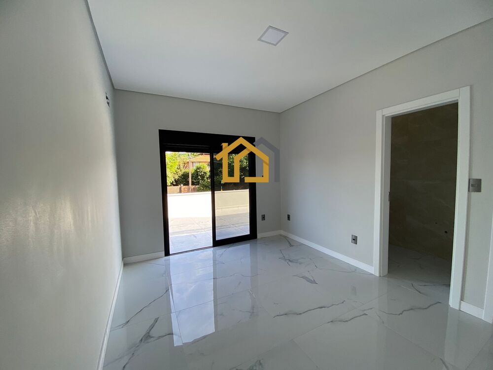 Casa à venda com 4 quartos, 239m² - Foto 7
