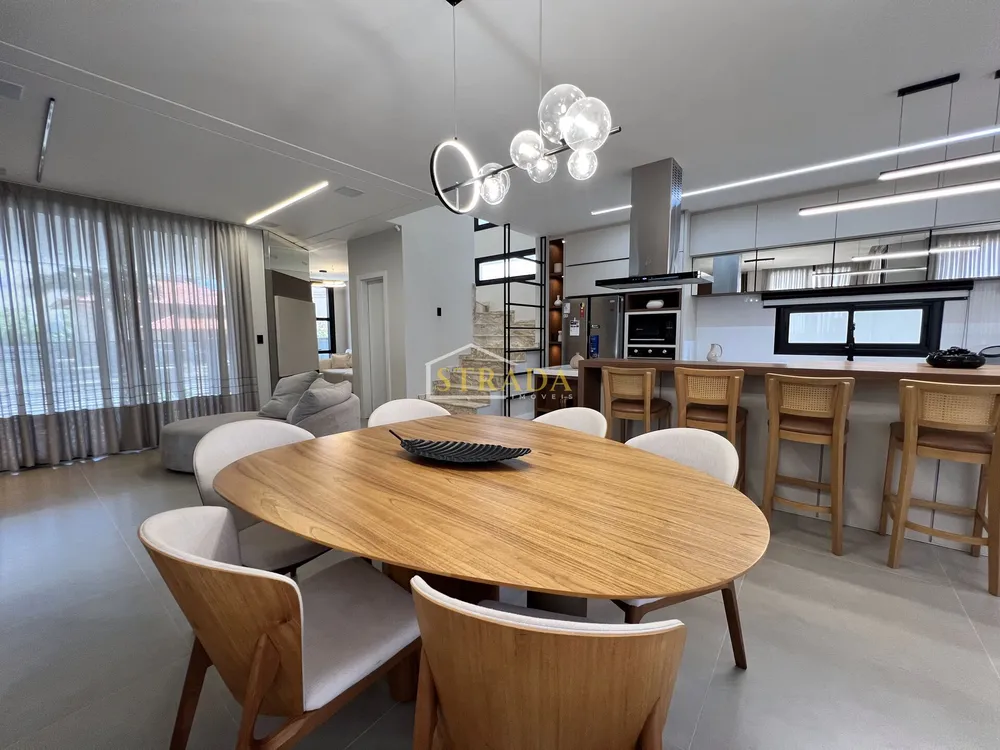 Casa, 3 quartos, 192 m² - Foto 3