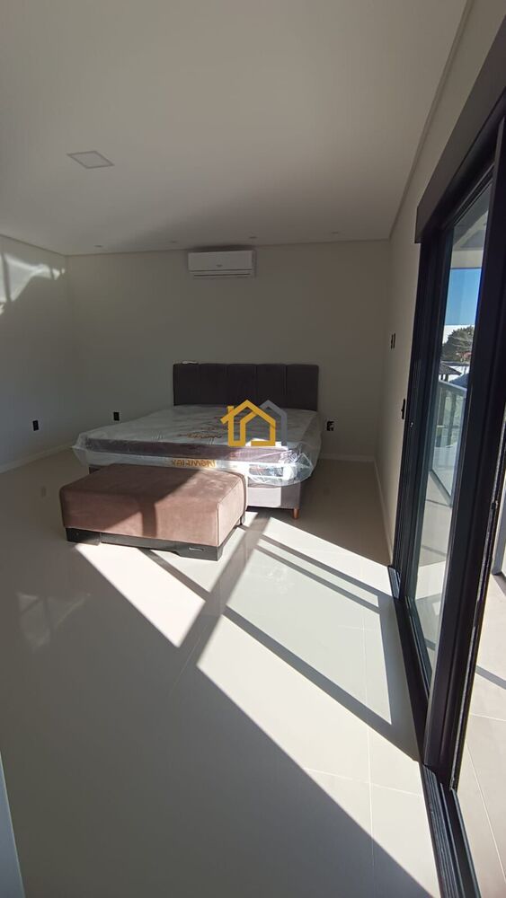 Casa à venda com 3 quartos, 230m² - Foto 17