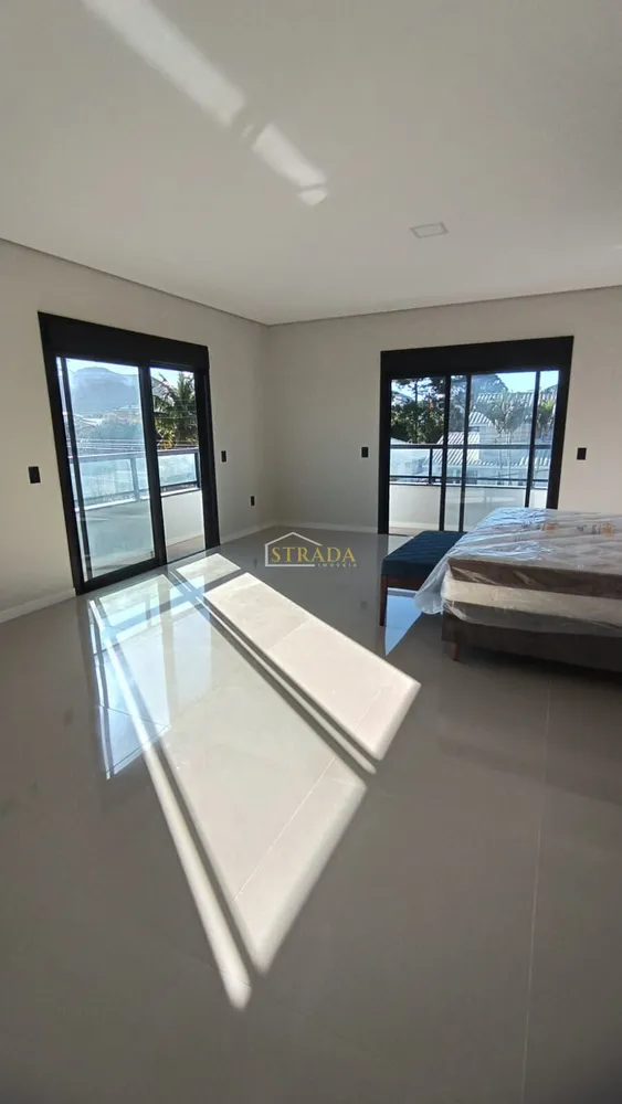 Casa, 3 quartos, 230 m² - Foto 24