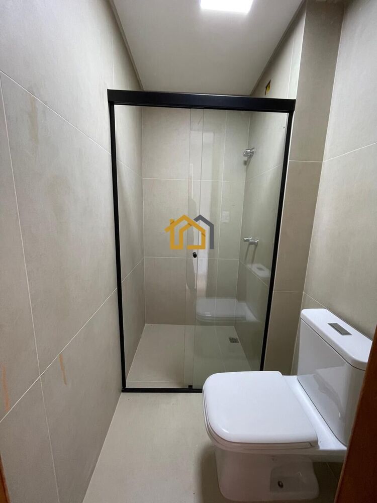 Casa à venda com 2 quartos, 110m² - Foto 3