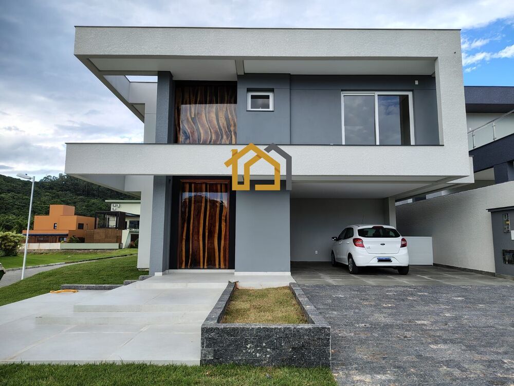 Casa à venda com 4 quartos, 349m² - Foto 2