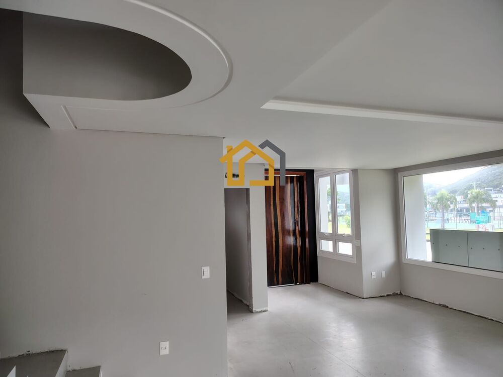 Casa à venda com 4 quartos, 349m² - Foto 4