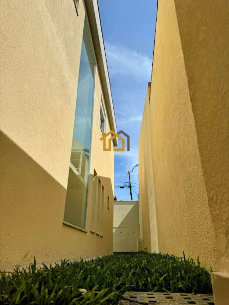 Casa, 3 quartos, 143 m² - Foto 1