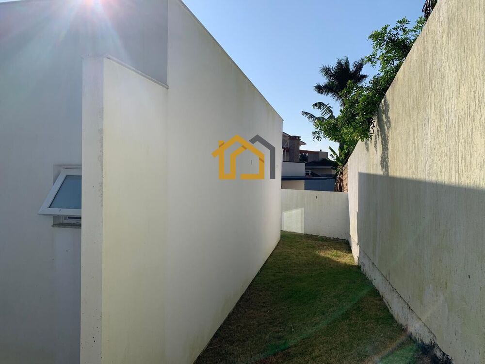 Casa à venda com 3 quartos, 164m² - Foto 14