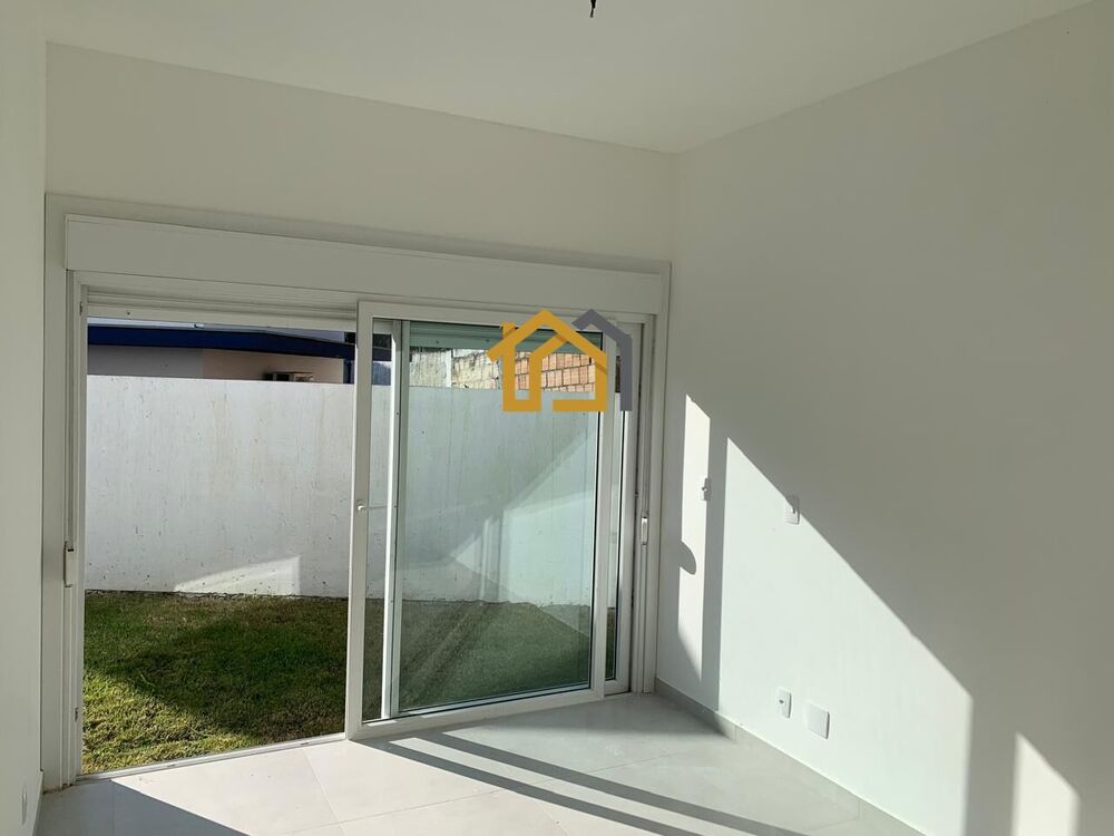 Casa à venda com 3 quartos, 164m² - Foto 6