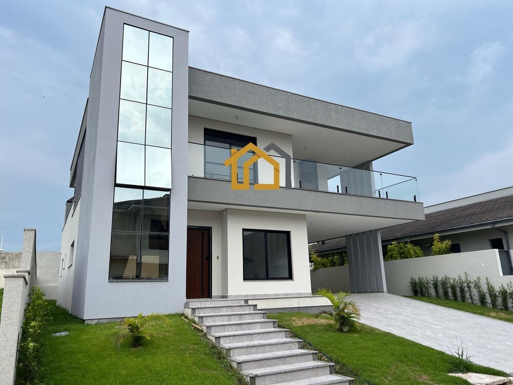 Casa à venda com 4 quartos, 398m² - Foto 1